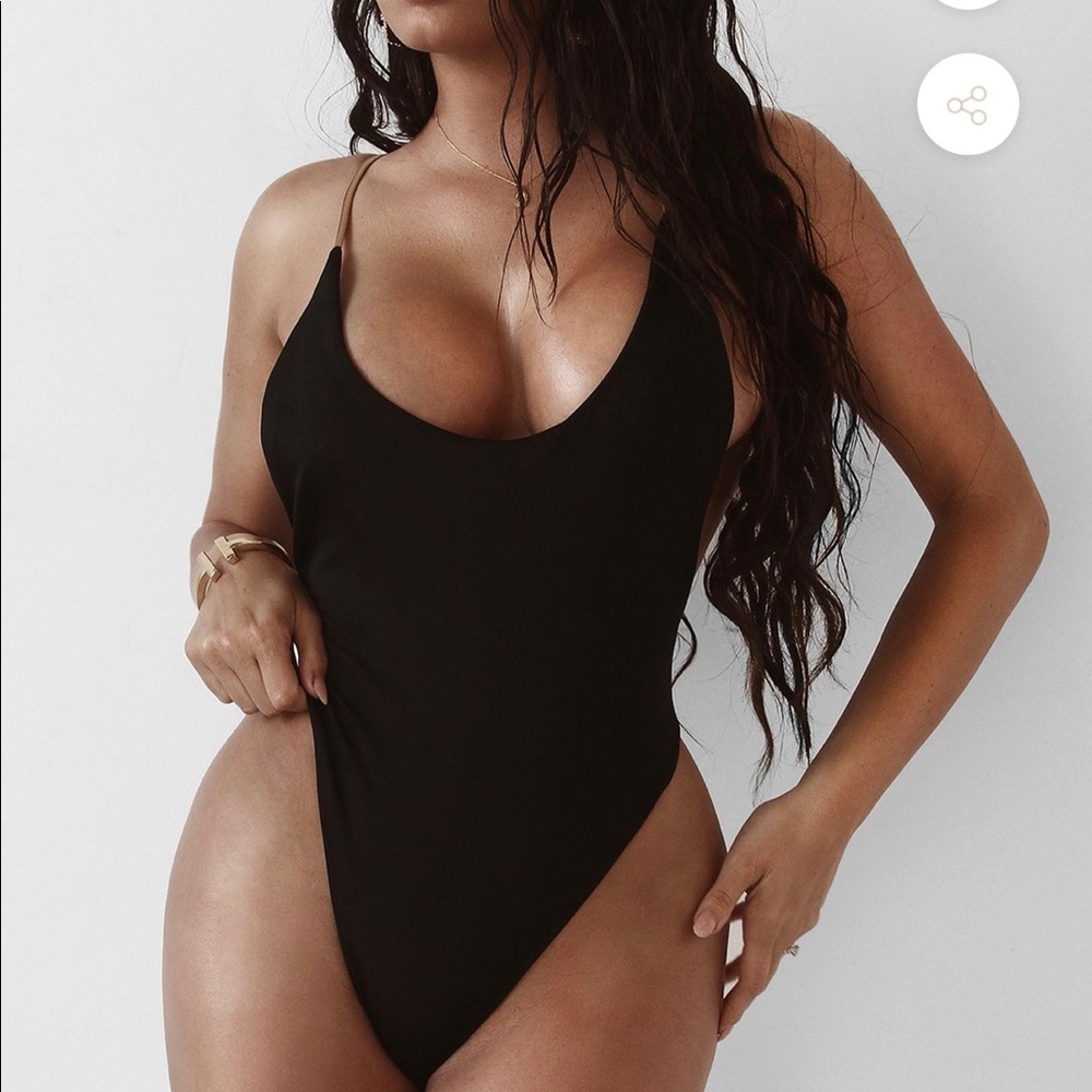 Bathing suit